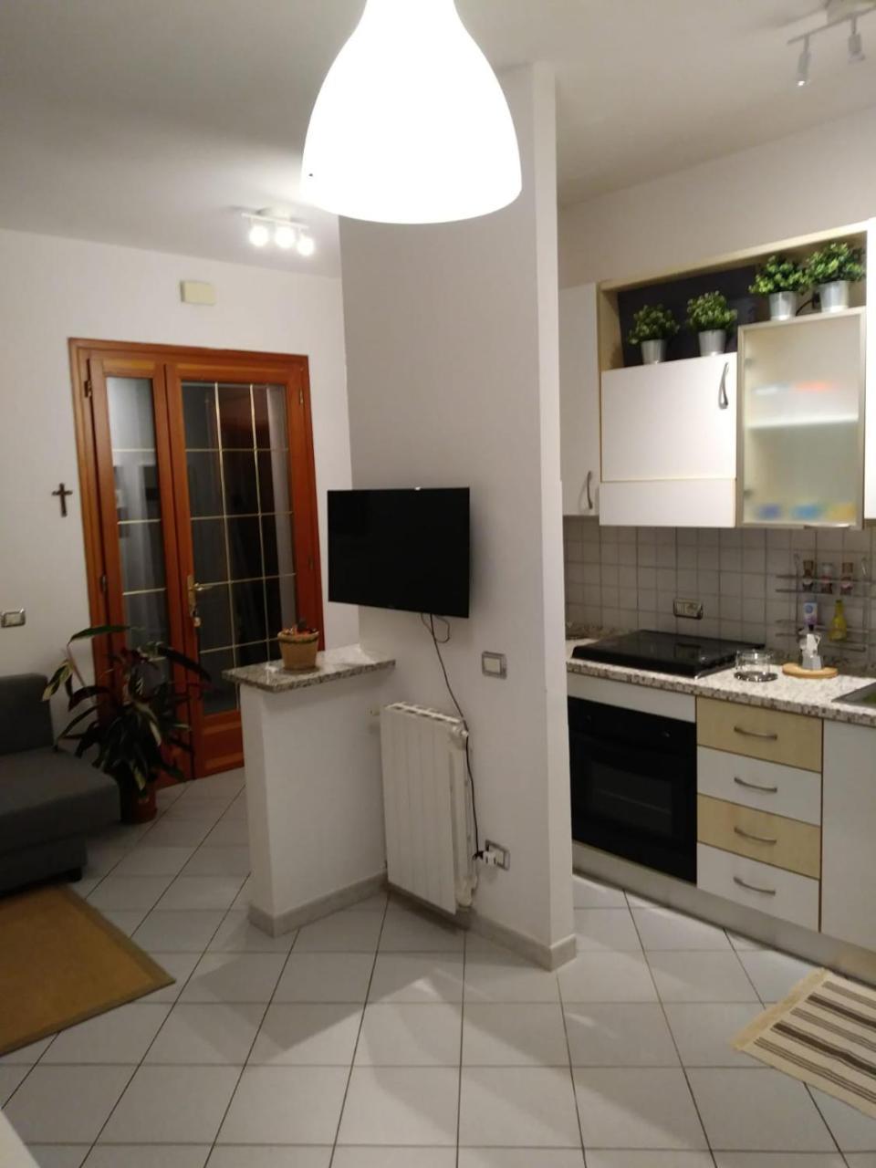 Apartmán Angy House Iolanda di Savoia Exteriér fotografie